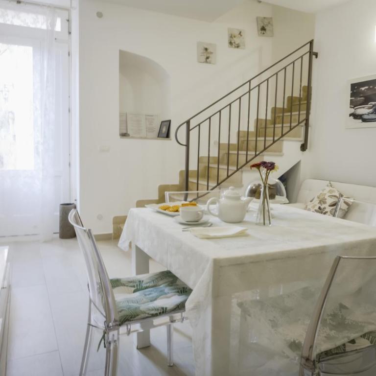A Casa di Sonia - Apartment - Split Level - 1