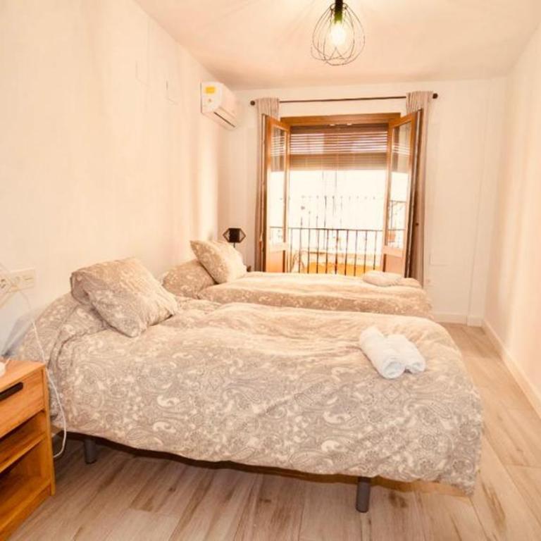 PRECIOSO PISO EN PLENO CENTRO Con PARKING OPCIONAL - Two-Bedroom Apartment - 7