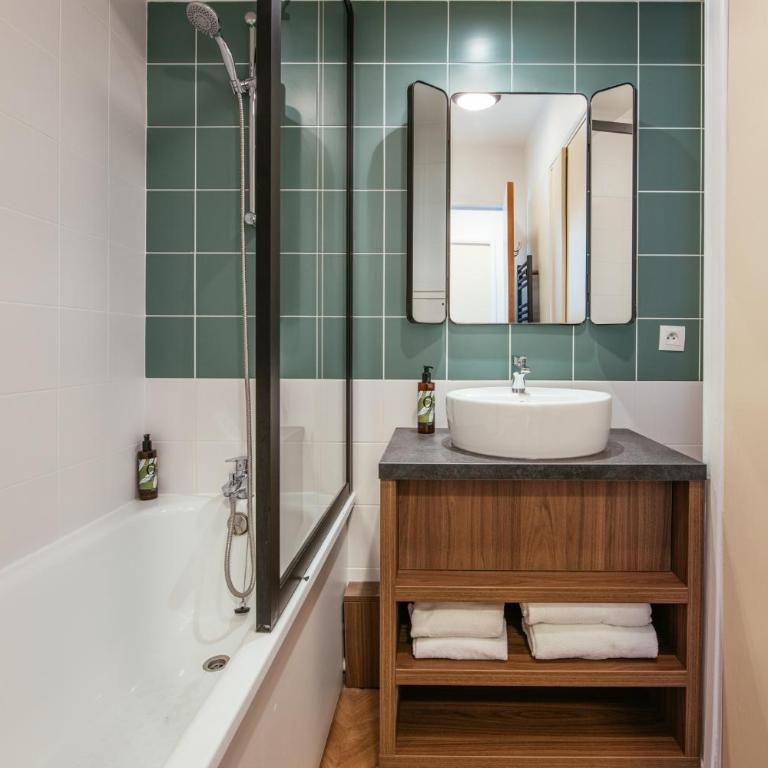 Aparthotel Adagio Paris Buttes Chaumont - Studio (2 Adultes) - 8