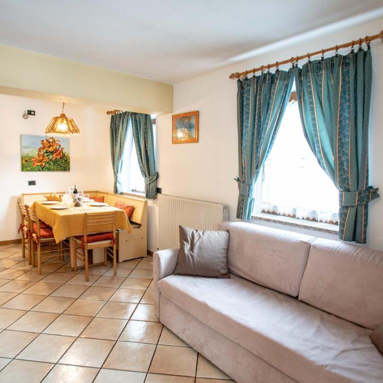 Villa Rosa - Appartamento con 2 Camere da Letto - 2