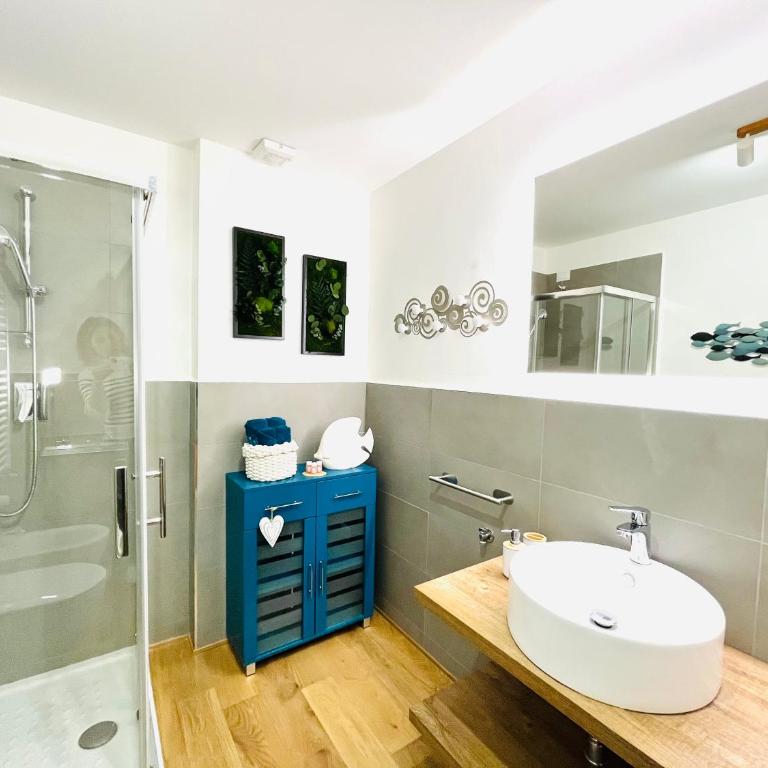 Rolli De Mar - il tuo appartamento Rolli nel cuore di Genova, Acquario e Porto Antico - Studio Apartment - 11