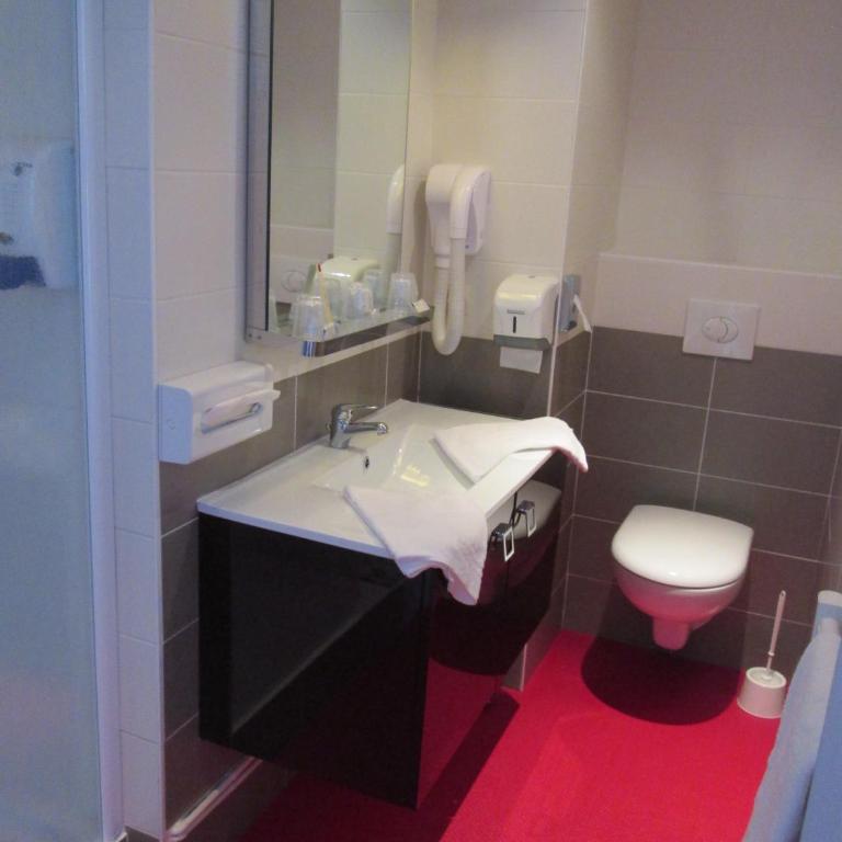 Hôtel Calme Des Pins & Spa - Chambre Double avec Lit d'Appoint et Balcon - 5