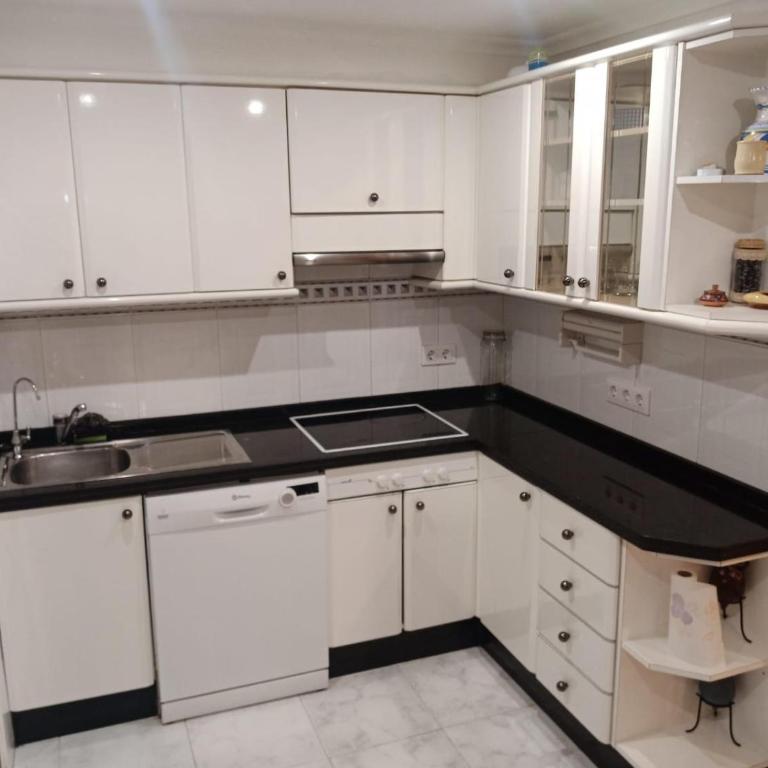 Piso playa Gijon - Apartamento de 3 dormitorios - 8