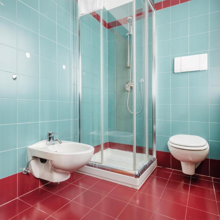 Appartamenti Gabry - Appartamento con 3 Camere da Letto e Vista Lago - 14