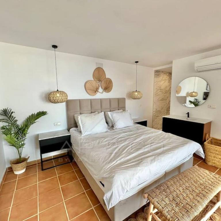 Calaiza Exclusive View - Four-Bedroom House - 26