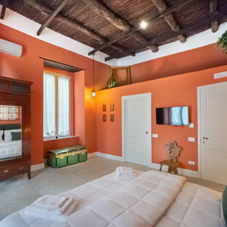 MONART HOSPITALITY Capodimonte - Camera Matrimoniale/Doppia con Letti Singoli con Balcone - 1