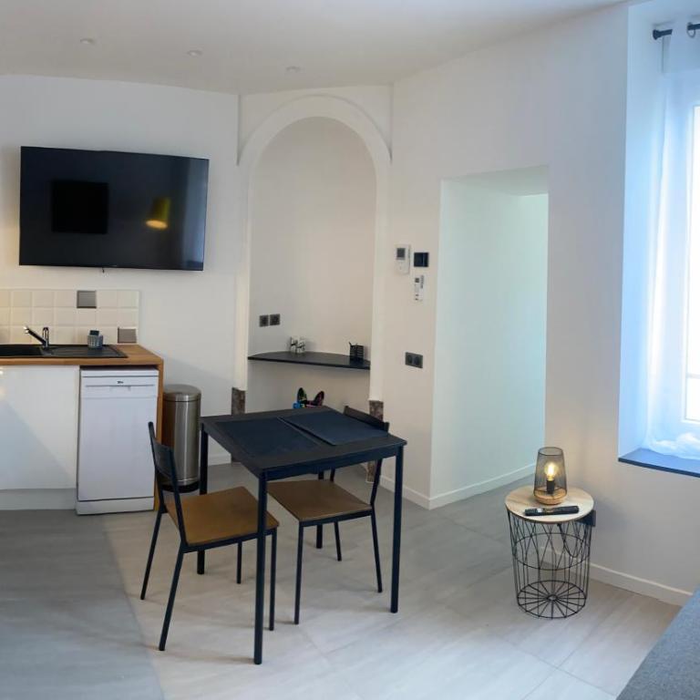 Logement confortable, Nancy Thermal, Parc Ste-Marie - Appartement - Rez-de-Chaussée - 5