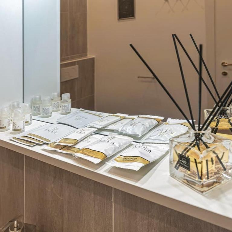 Luxury suite Como - One-Bedroom Apartment - 11