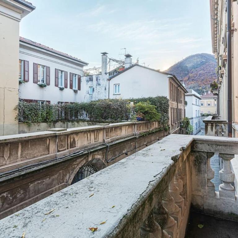 Luxury suite Como - One-Bedroom Apartment - 13