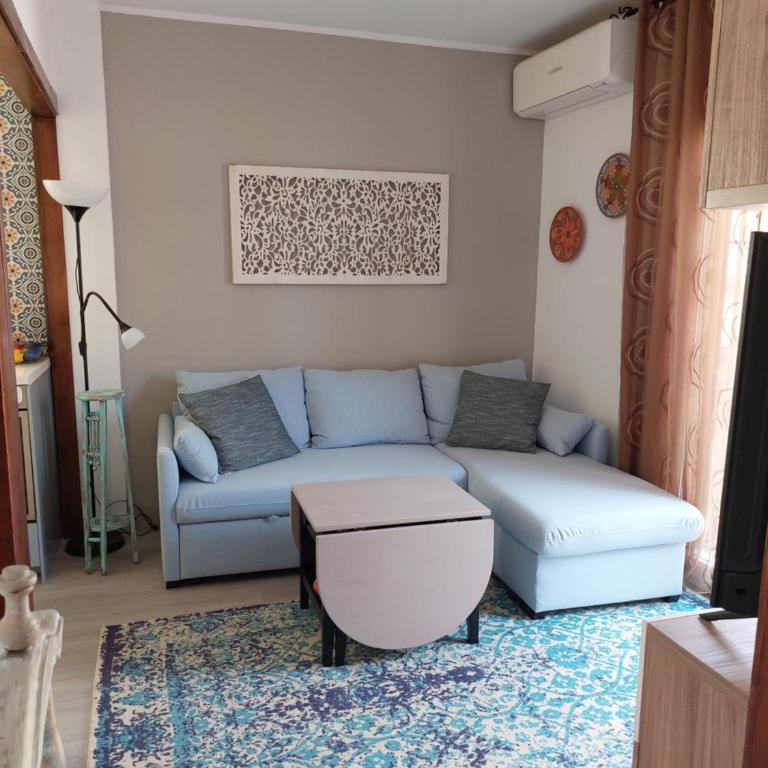 Cozy penthouse with excellent location - Apartamento de 1 dormitorio - 2