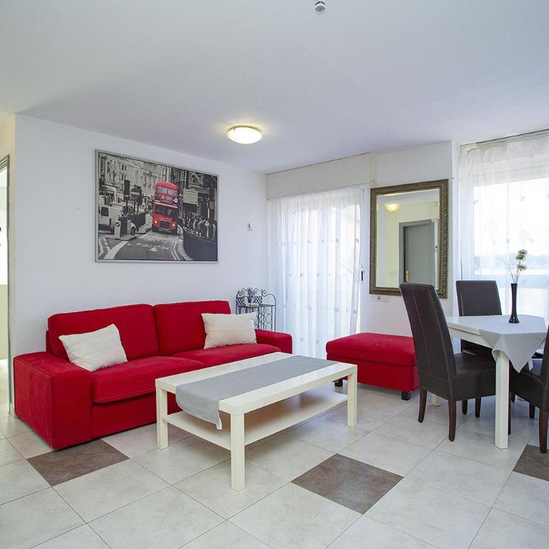 232 Lovely Mar Azul - Two-Bedroom Apartment - 1