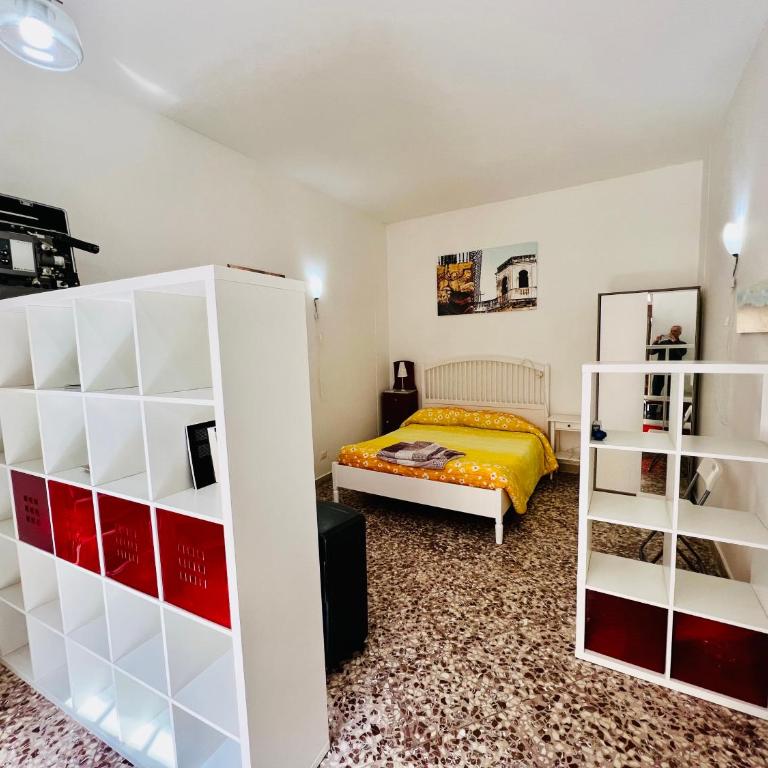 House with Garden - Casa Vacanze - 11