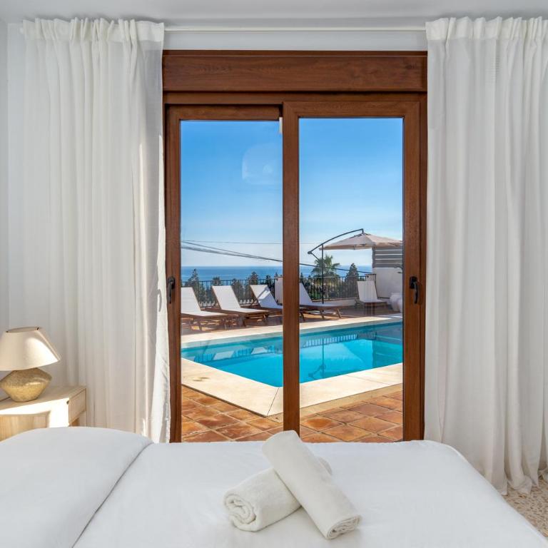 Luxury villa with pool by Costarentals - Ref 53 - Villa de 6 dormitorios - 28