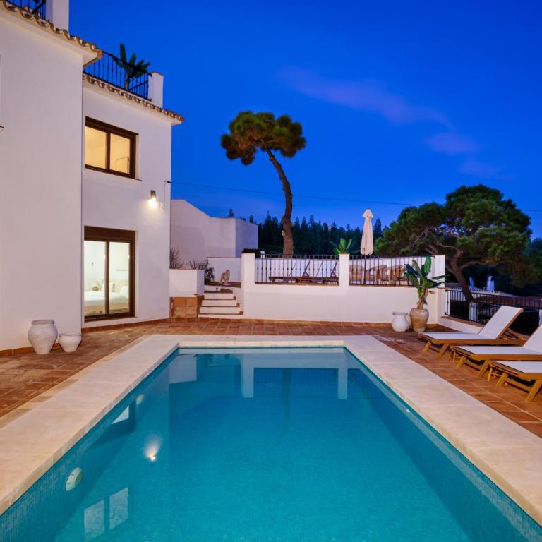 Luxury villa with pool by Costarentals - Ref 53 - Villa de 6 dormitorios - 41