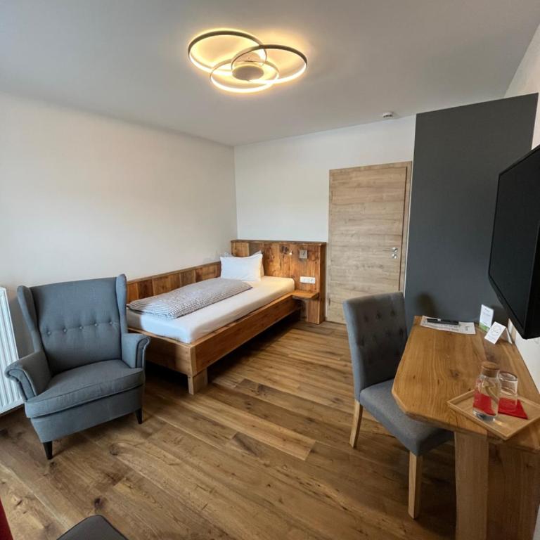 Hotel garni Alpengruss - Einzelzimmer mit Balkon - 1