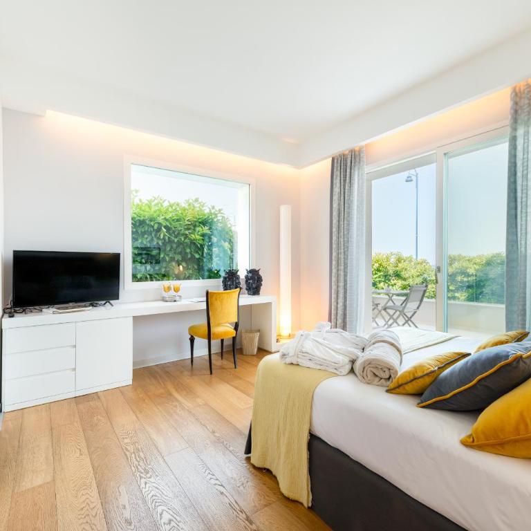 Unìco Boutique Hotel d'Arte - Habitación Doble con balcón y vistas al mar - 8