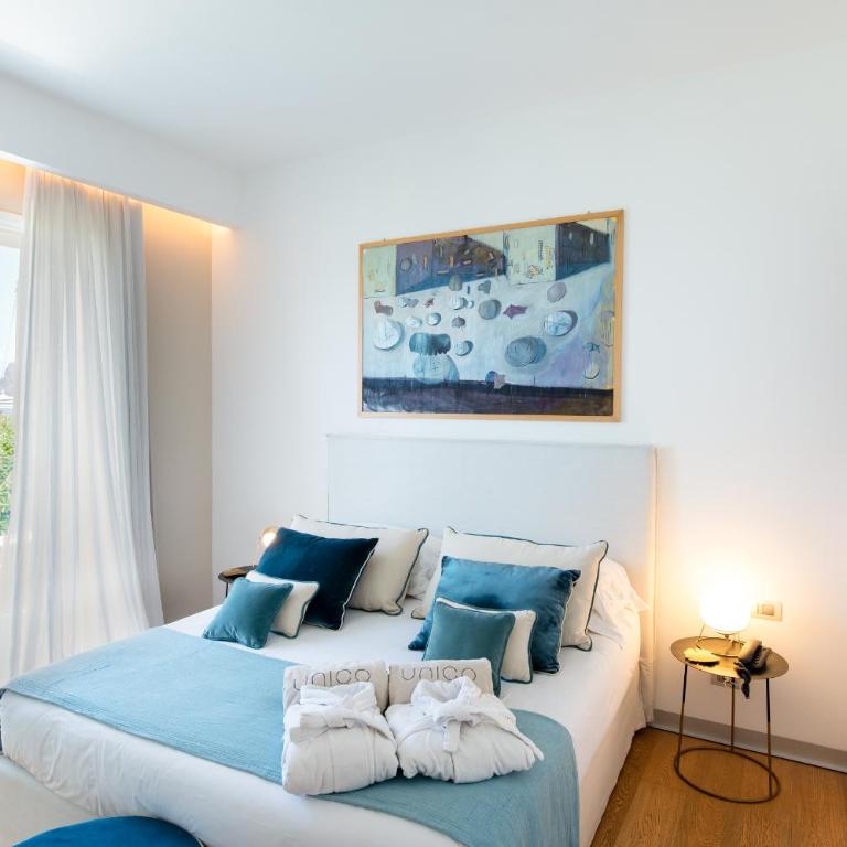 Unìco Boutique Hotel d'Arte - Habitación Doble Deluxe con balcón - 6