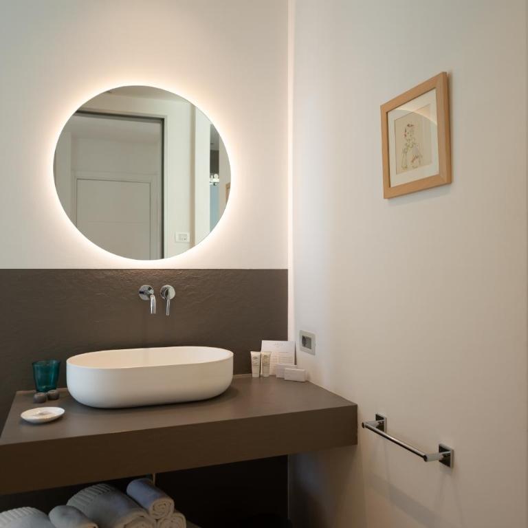 Unìco Boutique Hotel d'Arte - Habitación Doble Superior - 7