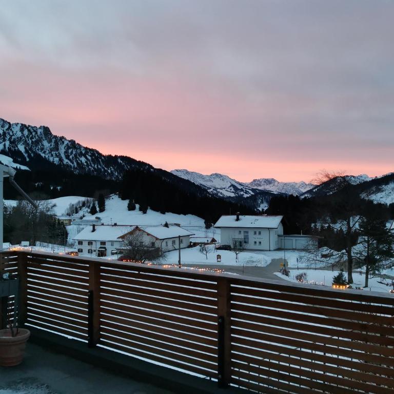 Haus Edelweiss Jungholz - Appartement avec Vue sur la Montagne - 9