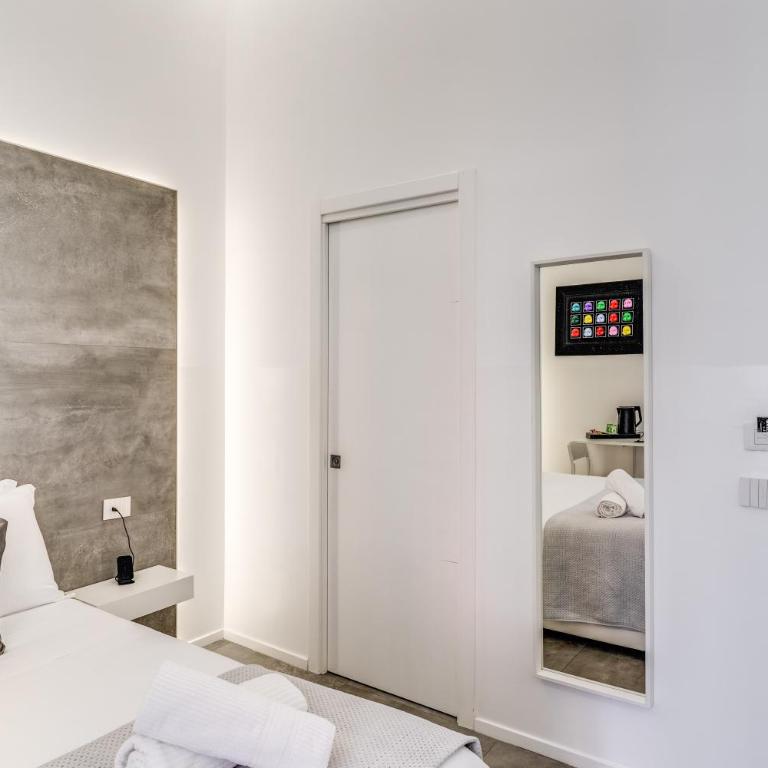 Gallery Suite Naples - Deluxe Double Room - 7
