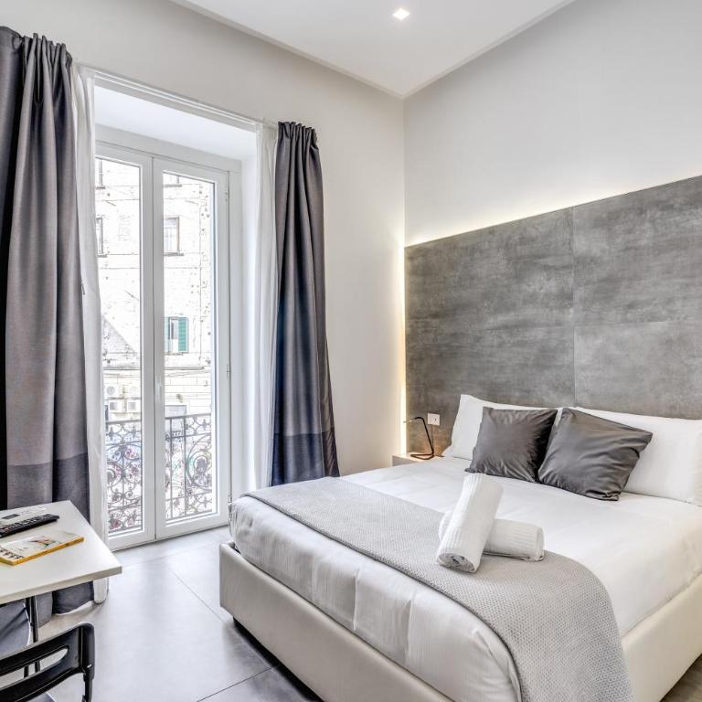 Gallery Suite Naples - Standard Double Room - 11