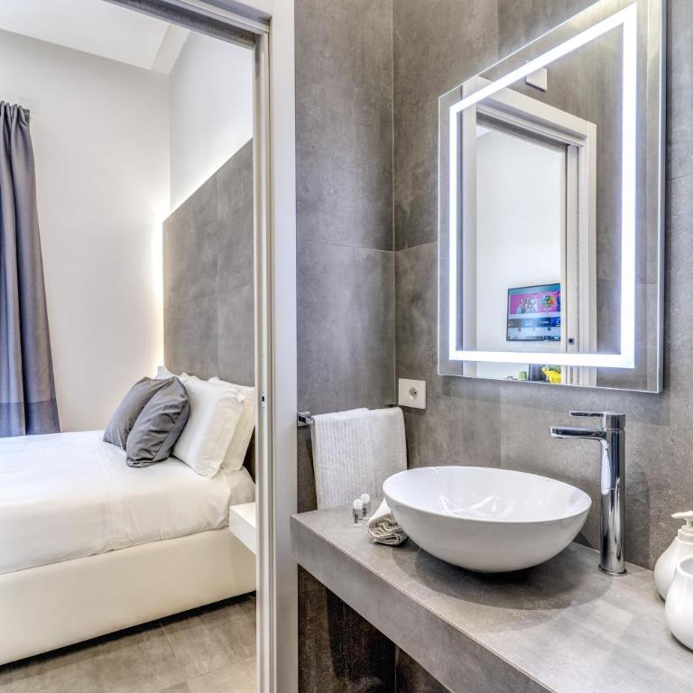 Gallery Suite Naples - Standard Double Room - 13