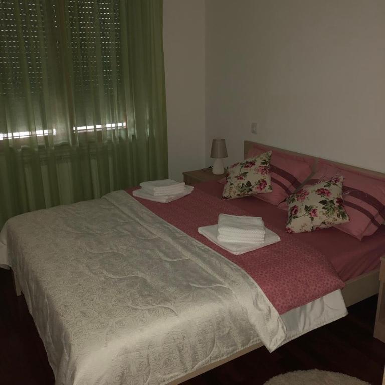 Pinnacle MNE - Two-Bedroom Apartment - 2
