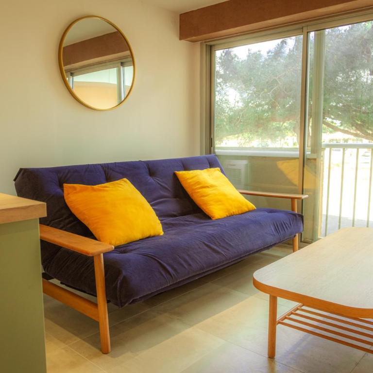 Magnifique appartement de type loft en front de mer avec vue, parking et WiFi - Appartement 1 Chambre - 2