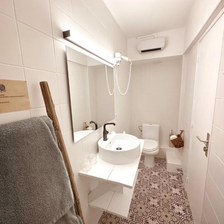 Blanc Sable Hôtel - Chambre Lit King-Size Supérieure - 10