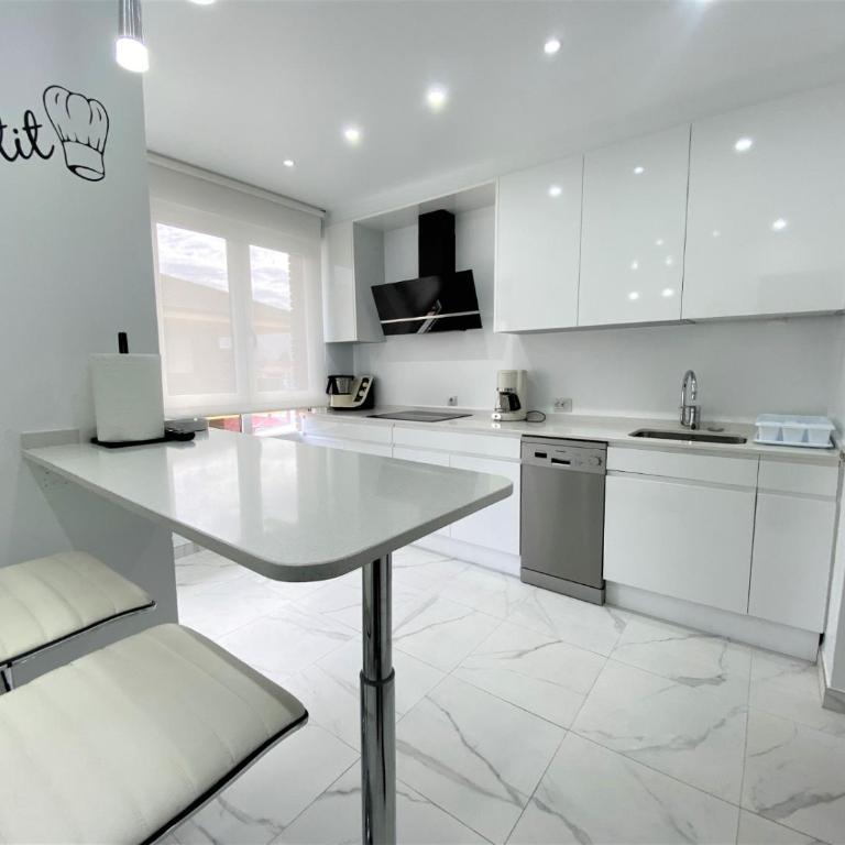 Ático Lujo Llanes - Three-Bedroom Apartment - 3