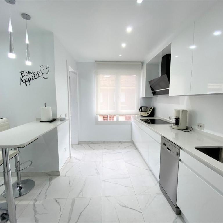 Ático Lujo Llanes - Three-Bedroom Apartment - 5