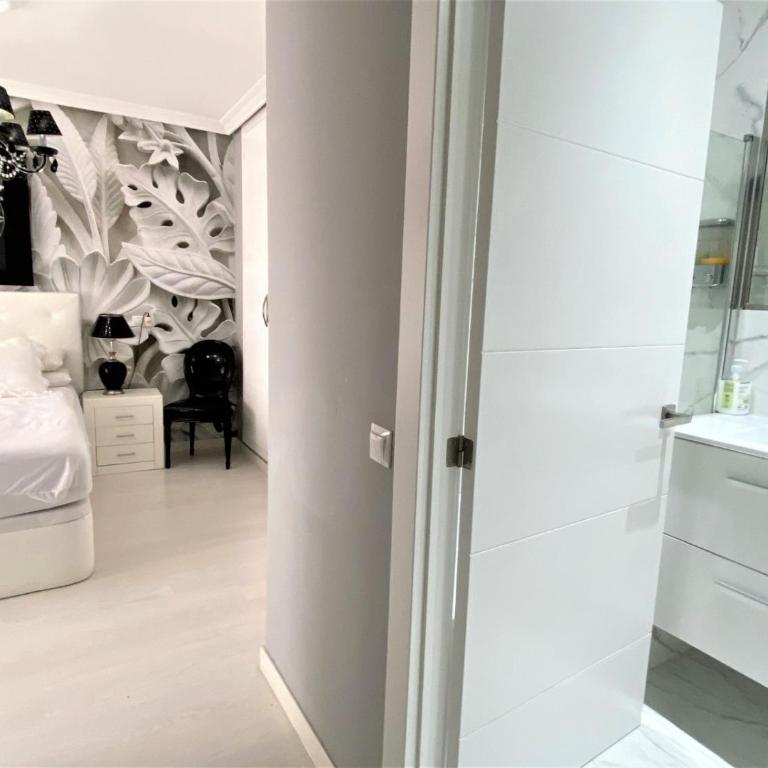 Ático Lujo Llanes - Three-Bedroom Apartment - 11