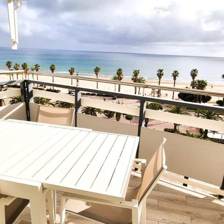 Fantastic sea view on the beach - Apartamento de 2 dormitorios - 1