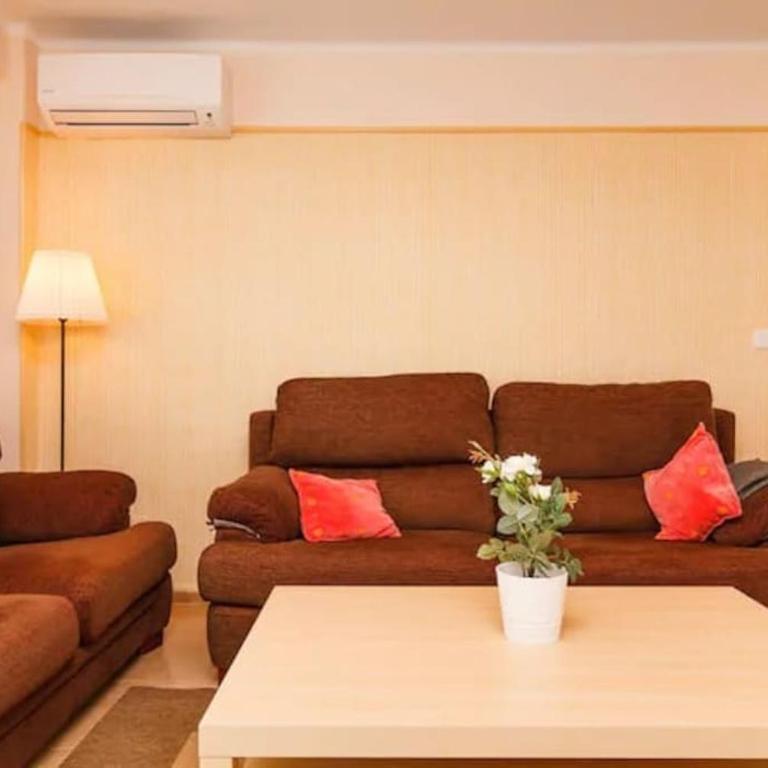 Piso precioso con vistas al mar. - Apartamento de 2 dormitorios - 2