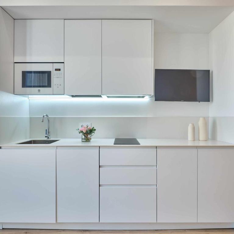 Paseo Suites Hotel - Standard Studio - 4