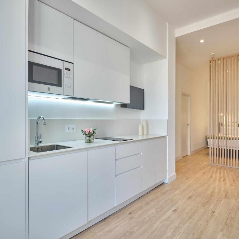 Paseo Suites Hotel - Standard Studio - 5