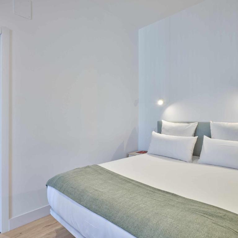 Paseo Suites Hotel - Standard Studio - 7