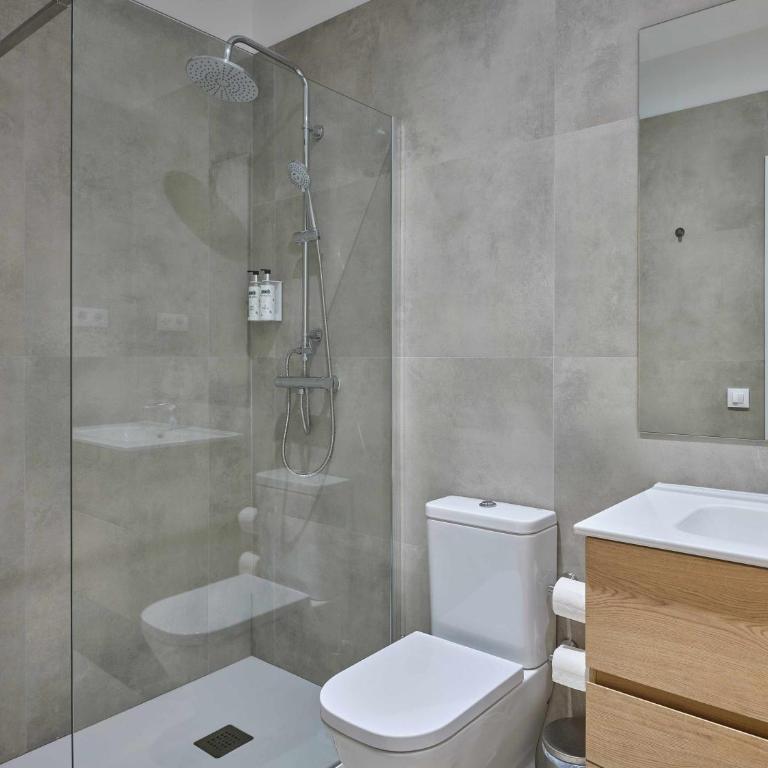 Paseo Suites Hotel - Standard Double Suite - 7