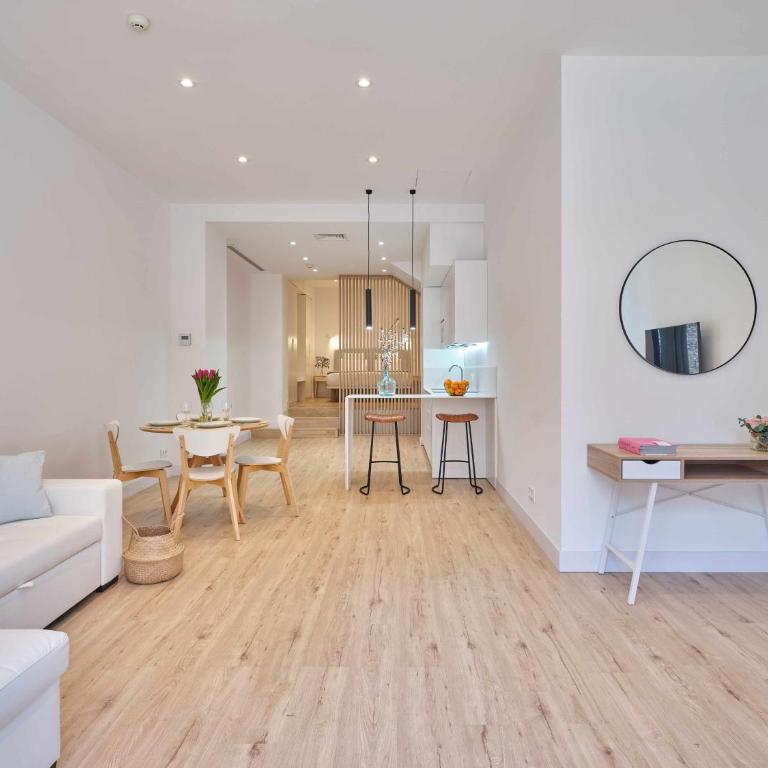 Paseo Suites Hotel - Duplex Suite - 1