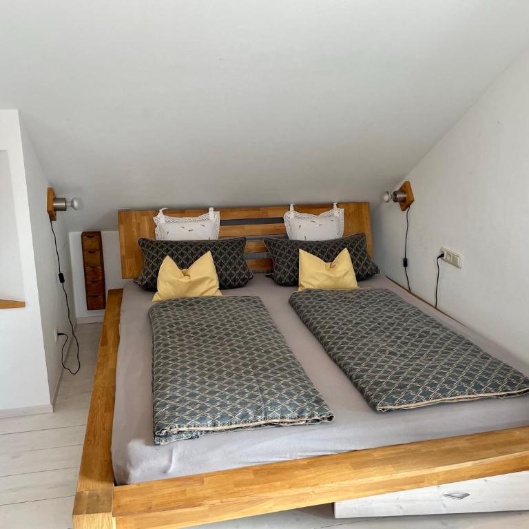 Zentrale Idylle mit Gemeinschaftsbad - Habitación Doble con balcón - 10