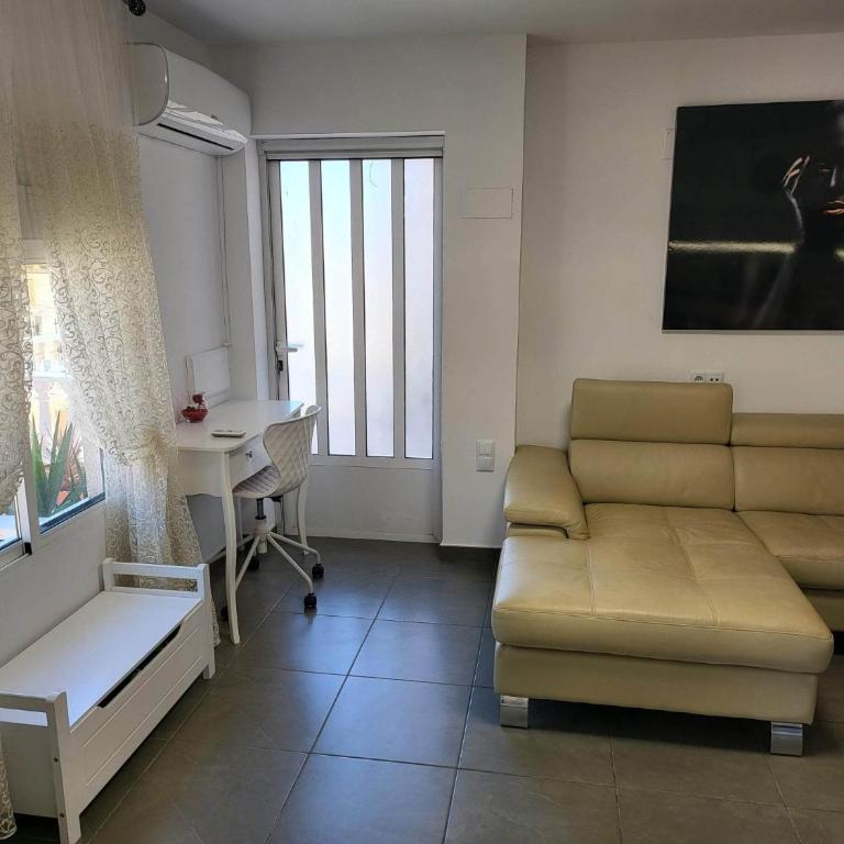 Hermoso Unifamiliar en La Zenia - Casa de 3 dormitorios - 14