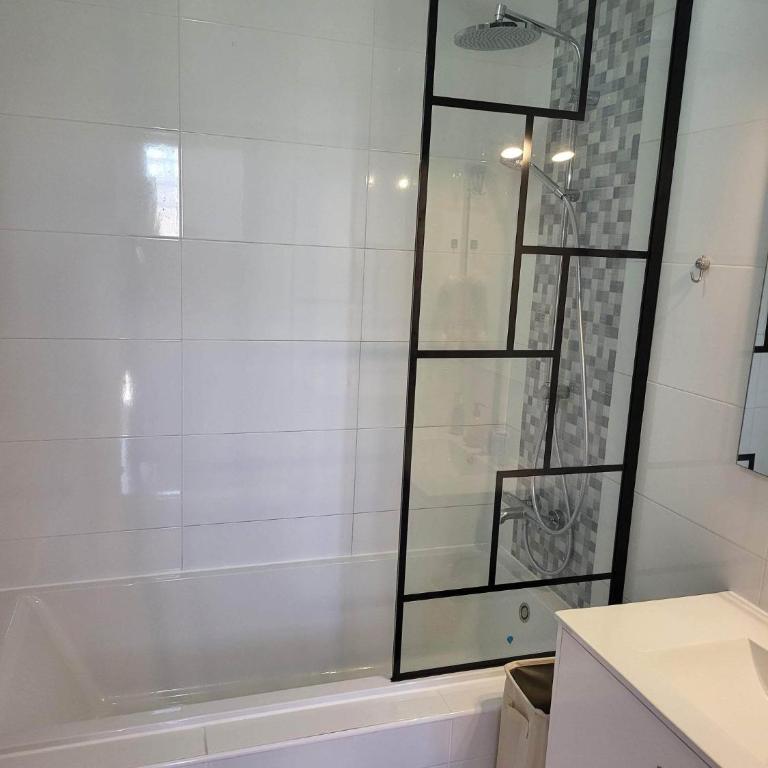 Hermoso Unifamiliar en La Zenia - Casa de 3 dormitorios - 17