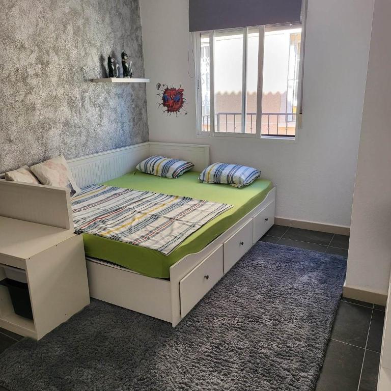Hermoso Unifamiliar en La Zenia - Casa de 3 dormitorios - 27