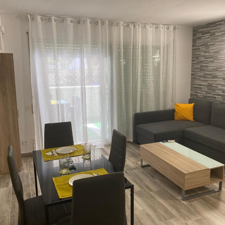 Apartament Enzo Salou 150m playa - Apartamento Deluxe - 3