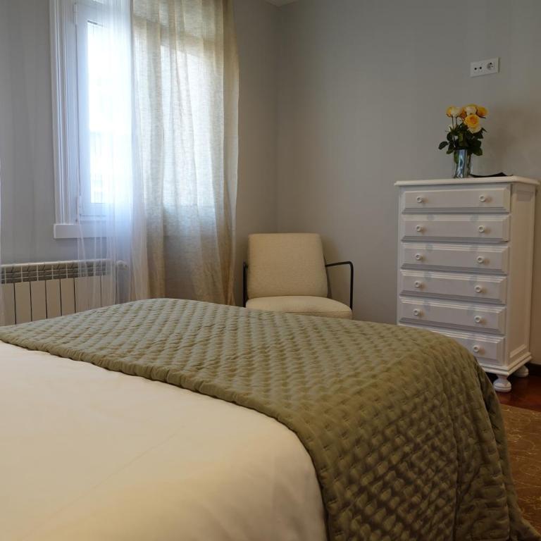 Céntrico y acogedor piso con garaje - Apartamento de 3 dormitorios - 13