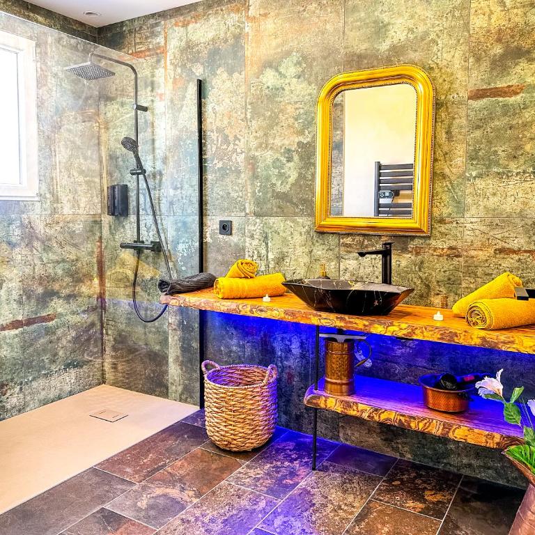 Love room jacuzzi La Villa Des Charmes - Villa 1 Chambre - 13