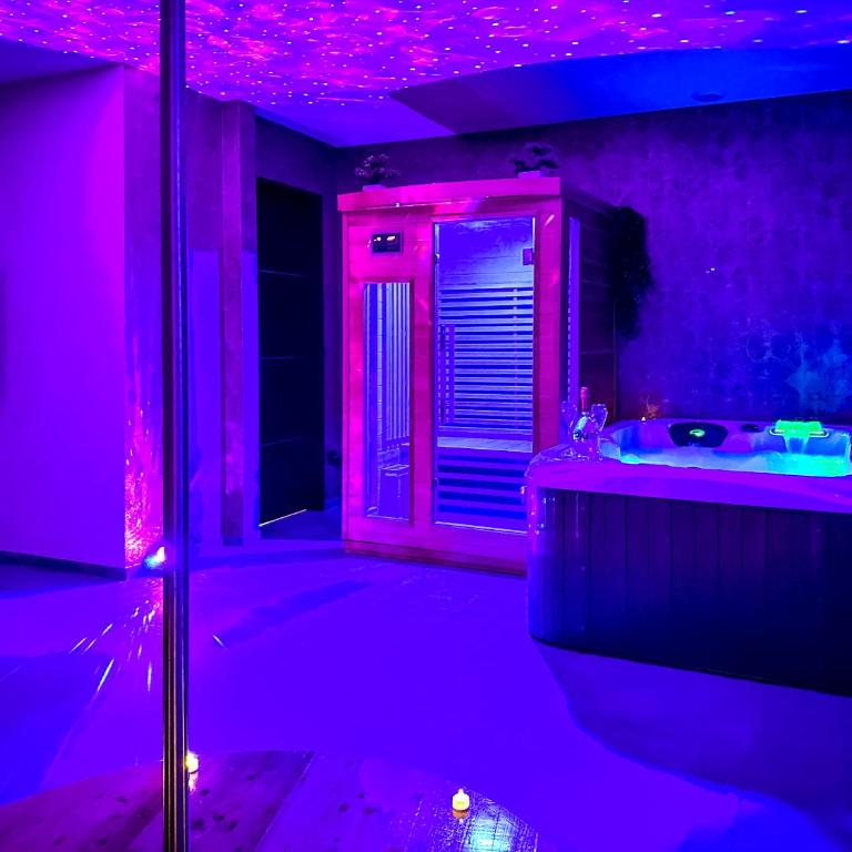 Love room jacuzzi La Villa Des Charmes - Villa 1 Chambre - 9