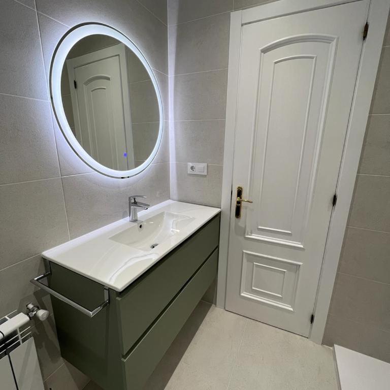Céntrico y acogedor piso con garaje - Apartamento de 3 dormitorios - 15