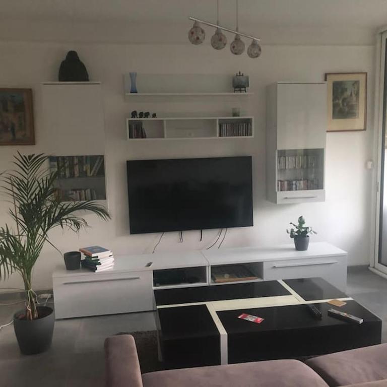 Les Cerisiers. - Two-Bedroom Apartment - 17