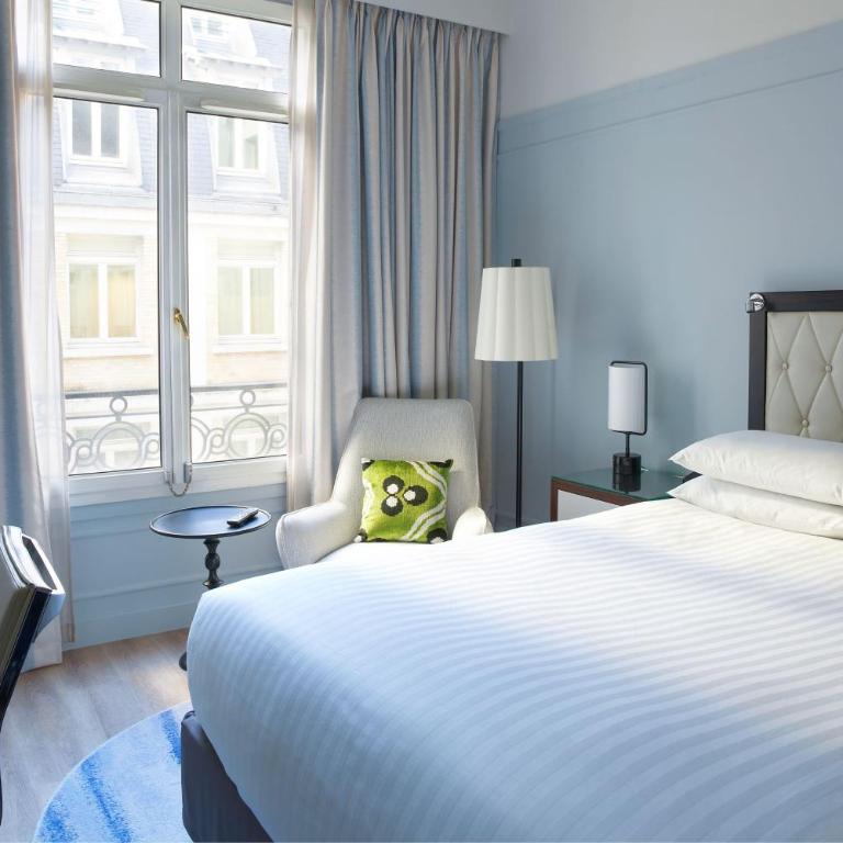 Paris Marriott Opera Ambassador Hotel - Chambre Supérieure Lit Queen-Size - 5